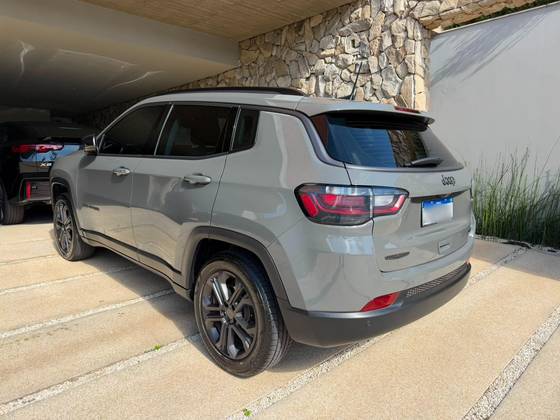 JEEP COMPASS 1.3 T270 TURBO FLEX LONGITUDE AT6